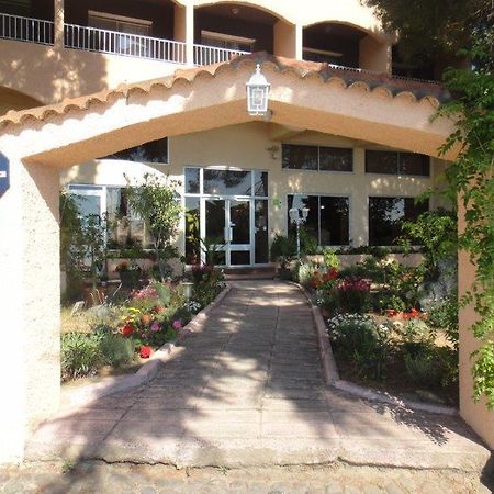 Hotel Le Colibri Lucciana  Kültér fotó