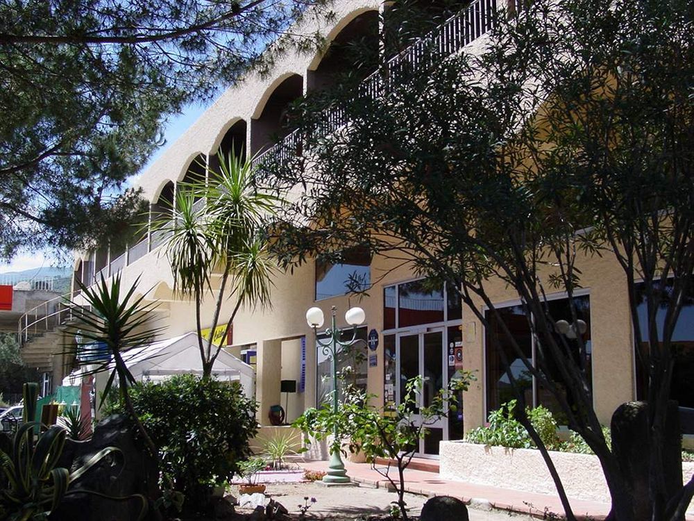 Hotel Le Colibri Lucciana  Kültér fotó