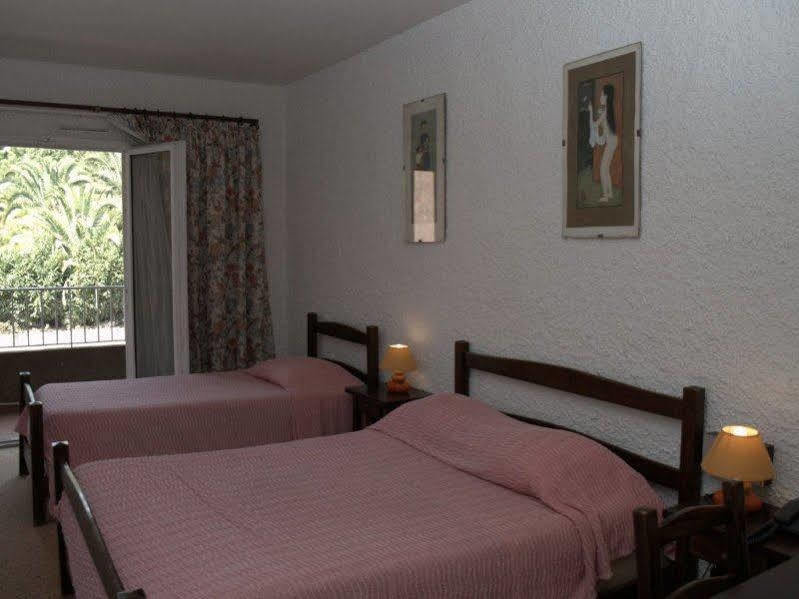 Hotel Le Colibri Lucciana  Kültér fotó