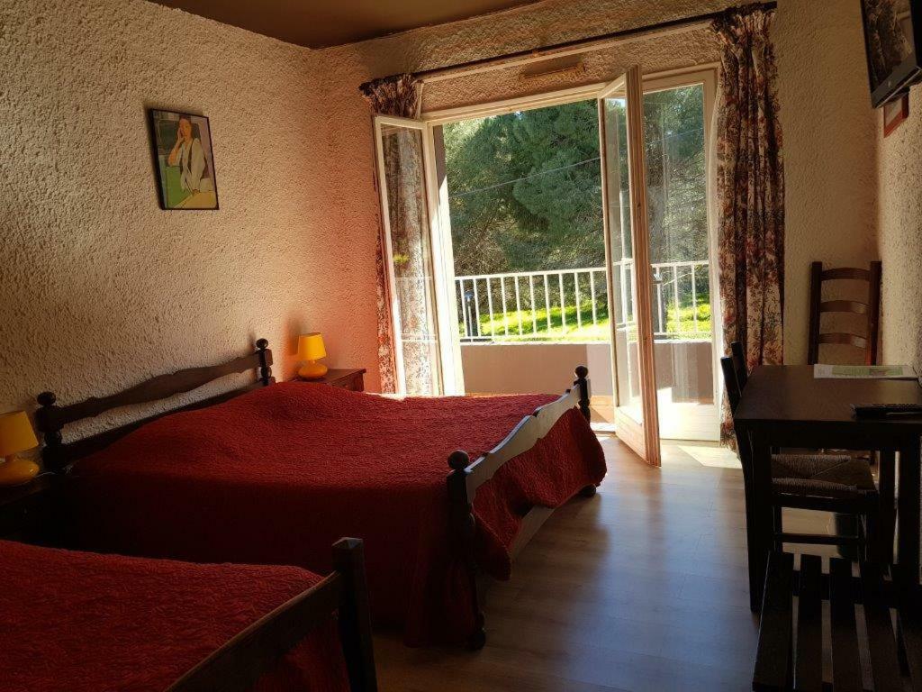 Hotel Le Colibri Lucciana  Kültér fotó